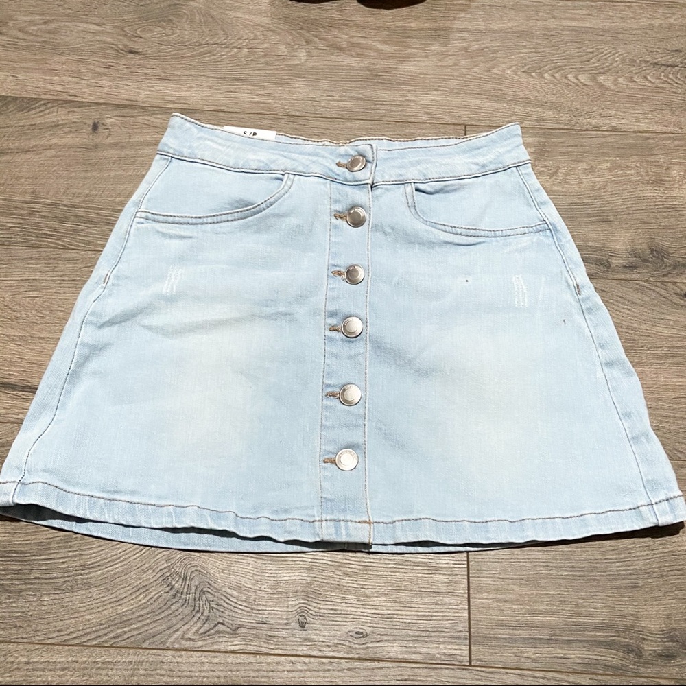 Button Up Skirt - Picture 2 of 6